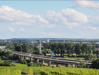 Mainbrücke Hochheim: A671 ab 12. Juli wieder mit zwei Fahrstreifen, spätere Einschränkungen bis Herbst