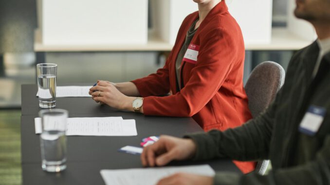 Wahlausschuss prüft Kandidatenlisten für Wiesbadener Kommunalwahlen am 15. März Wahlausschuss prüft Kandidatenlisten für Wiesbadener Kommunalwahlen am 15. März