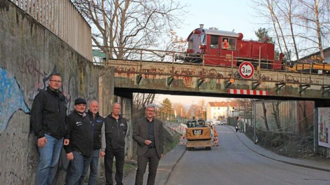 Wiesbaden beginnt Reparatur der Aartalbahnbrücke in Dotzheim