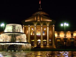 Wiesbaden setzt auf Drohnenshow und strikte Sicherheitsregeln rund um das Bowling Green